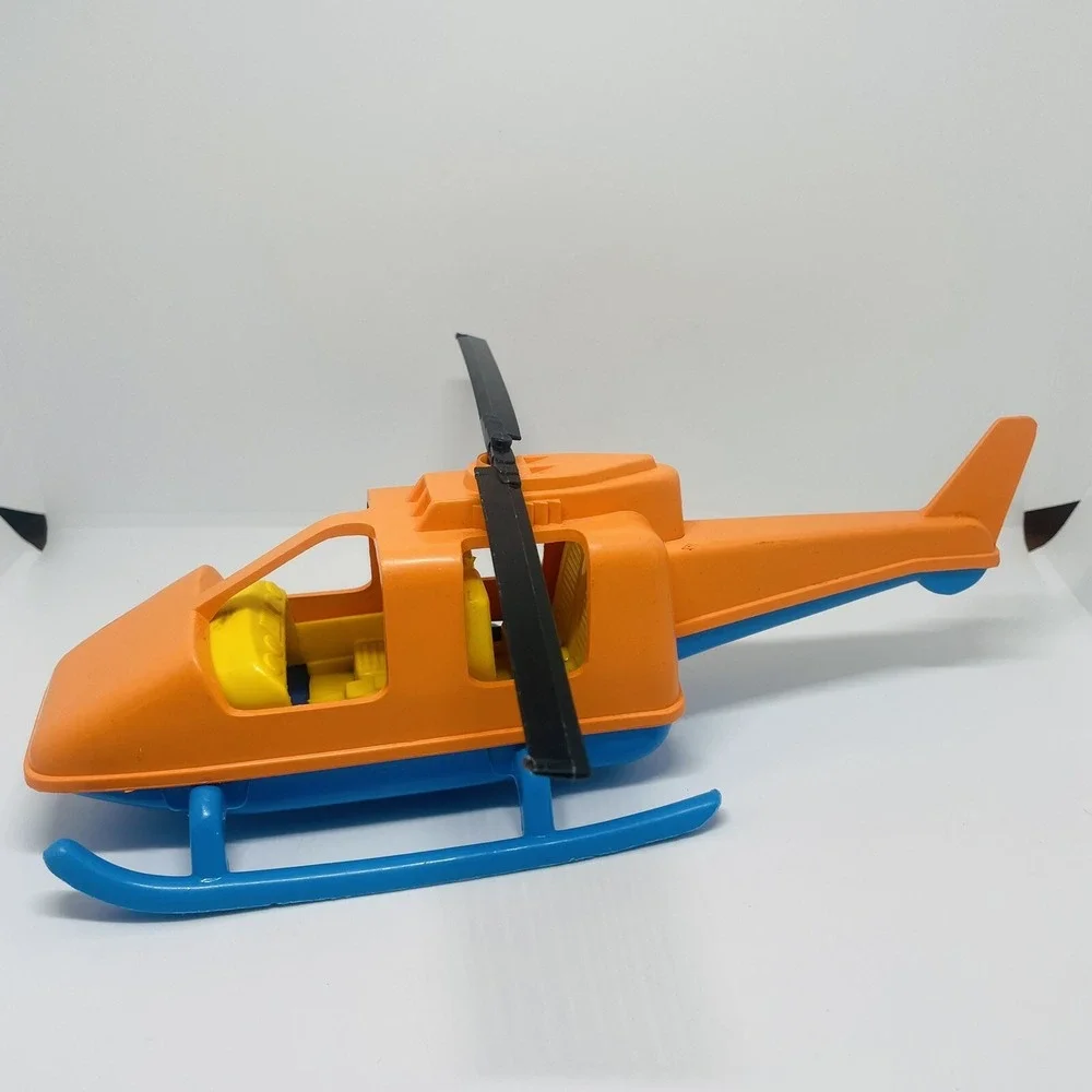American Plastic Toys #0870 Helicopter Vehicle Toy Orange Yellow BLUE GREATSHAPE
